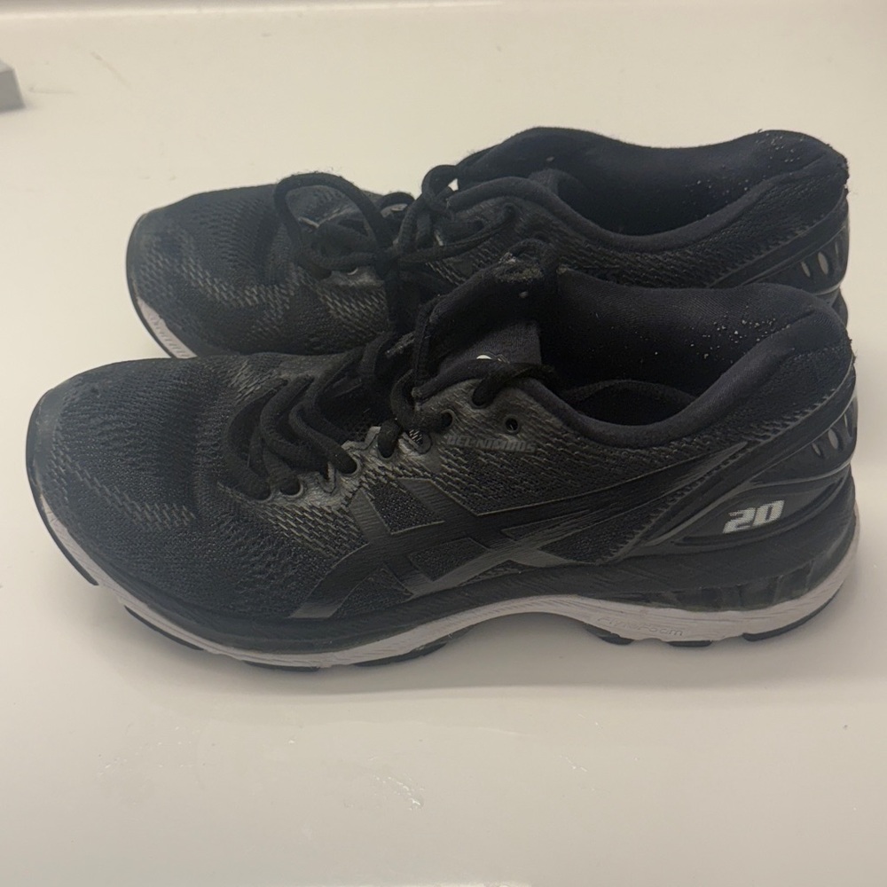 ASICS Gel-Nimbus 20 Athletic Shoes